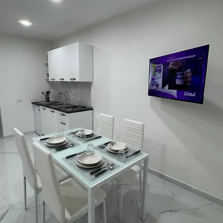 Vinny's House *